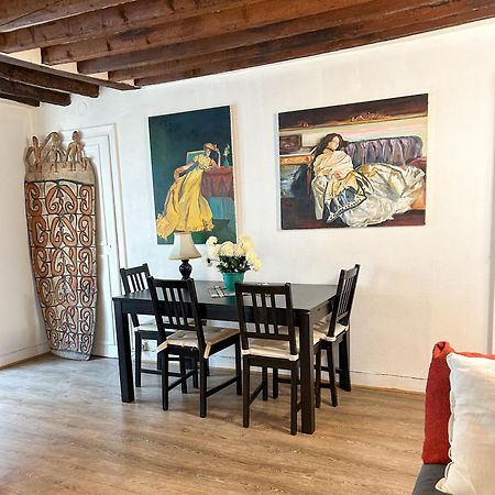 Spacious Apartment In Montparnasse Paris Eksteriør billede